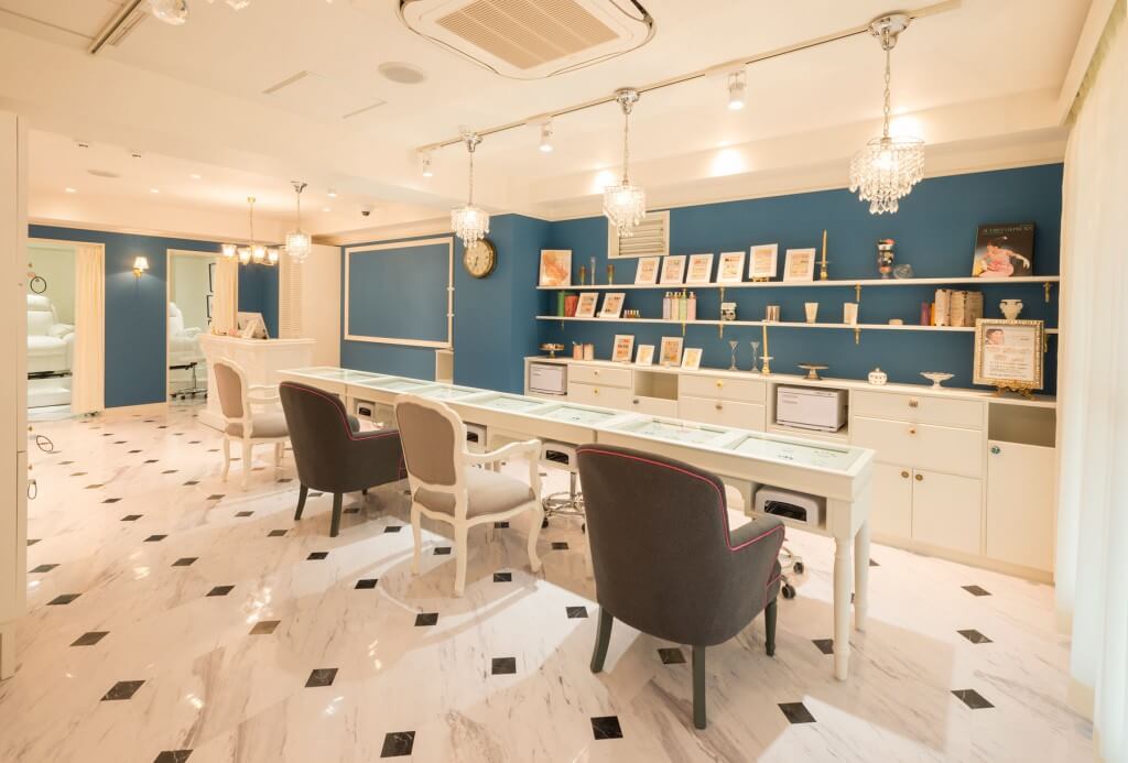 mary nail&eyelash 西大寺店 / Nara