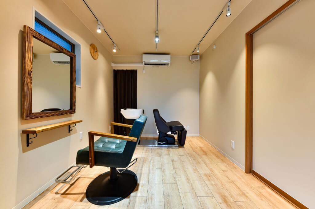 calor -hair house- / Osaka