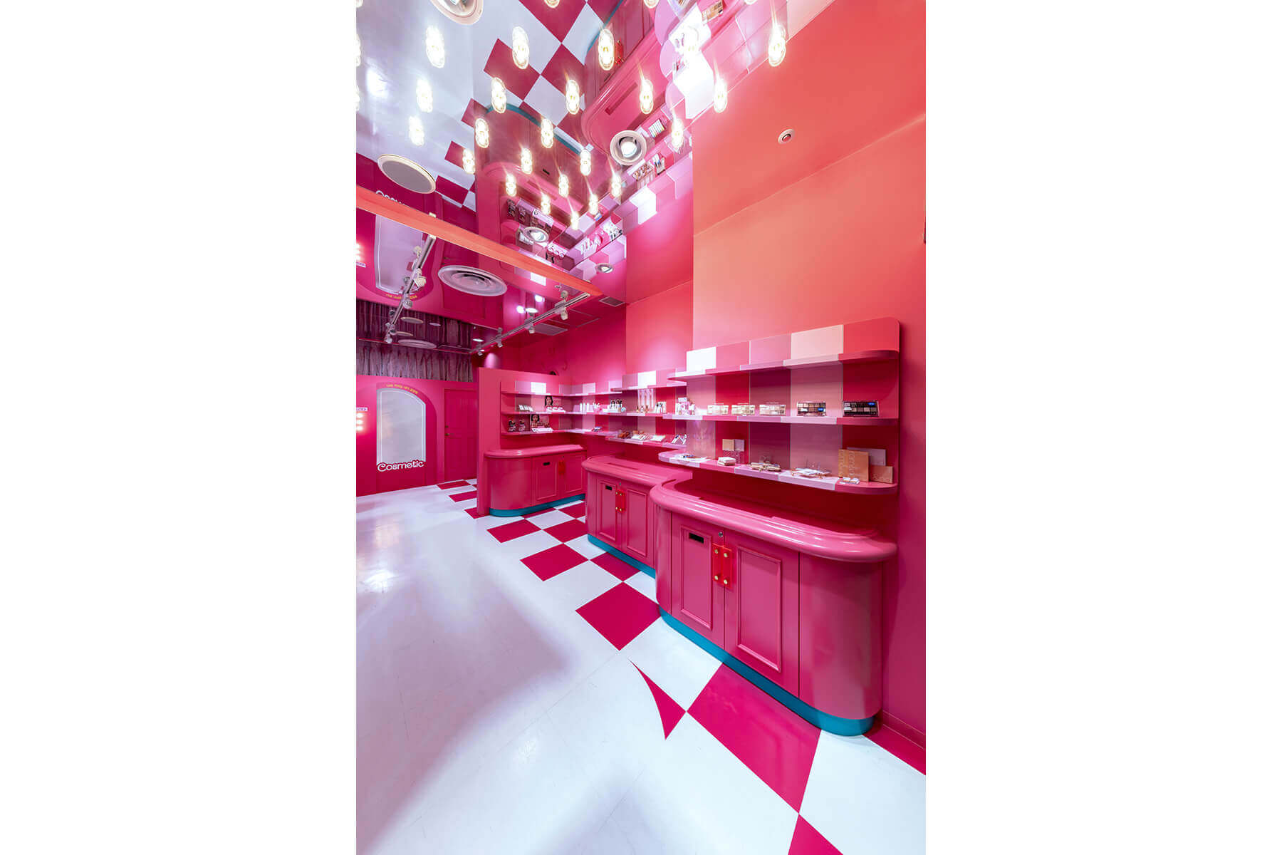 aiicosme HEPFIVE／Osaka