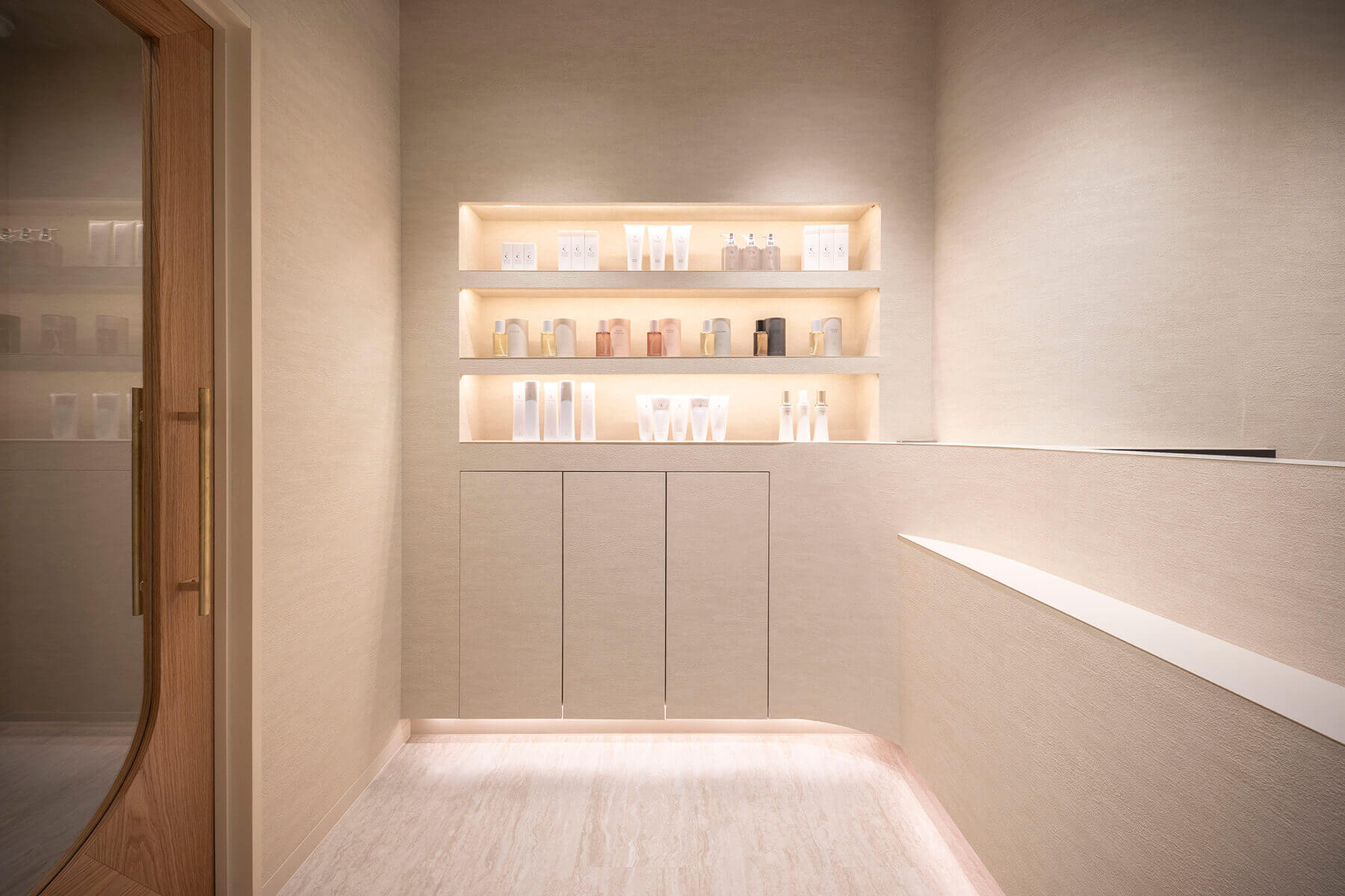 Eleanor 四条烏丸店／Kyoto